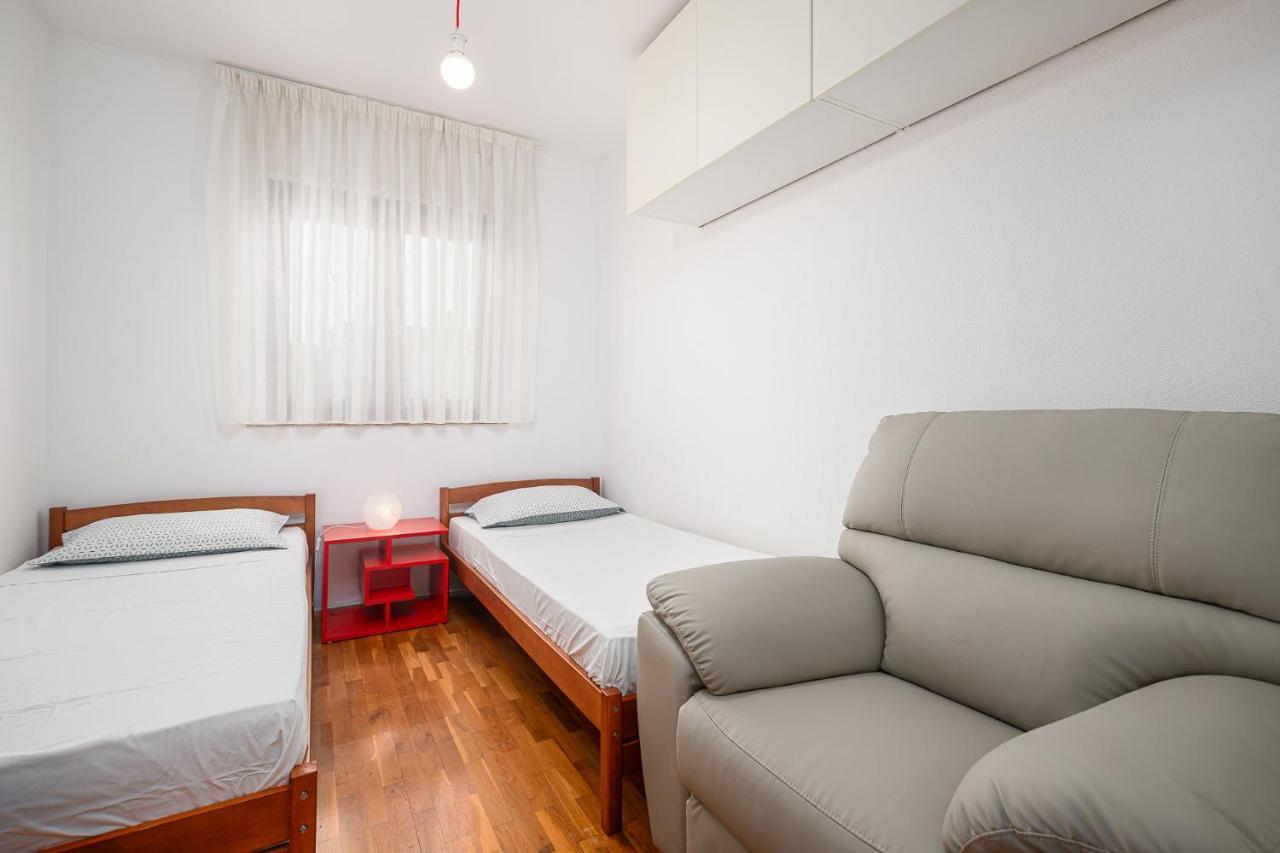 Sea View Apartment - Roberto Porec Bagian luar foto