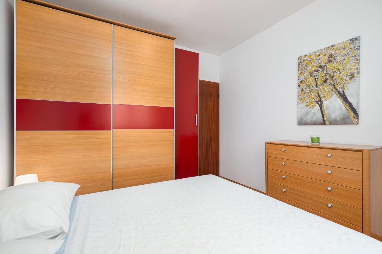 Sea View Apartment - Roberto Porec Bagian luar foto